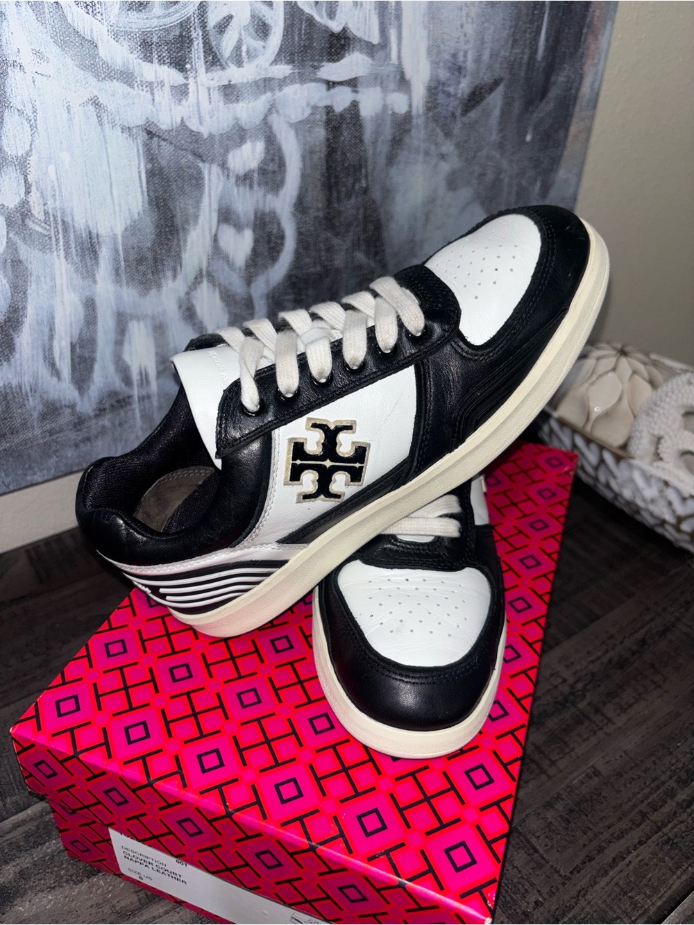 Tory Burch Clover Court Nappa Leather sneakers Women's SZ6 - Picture 10 of 14